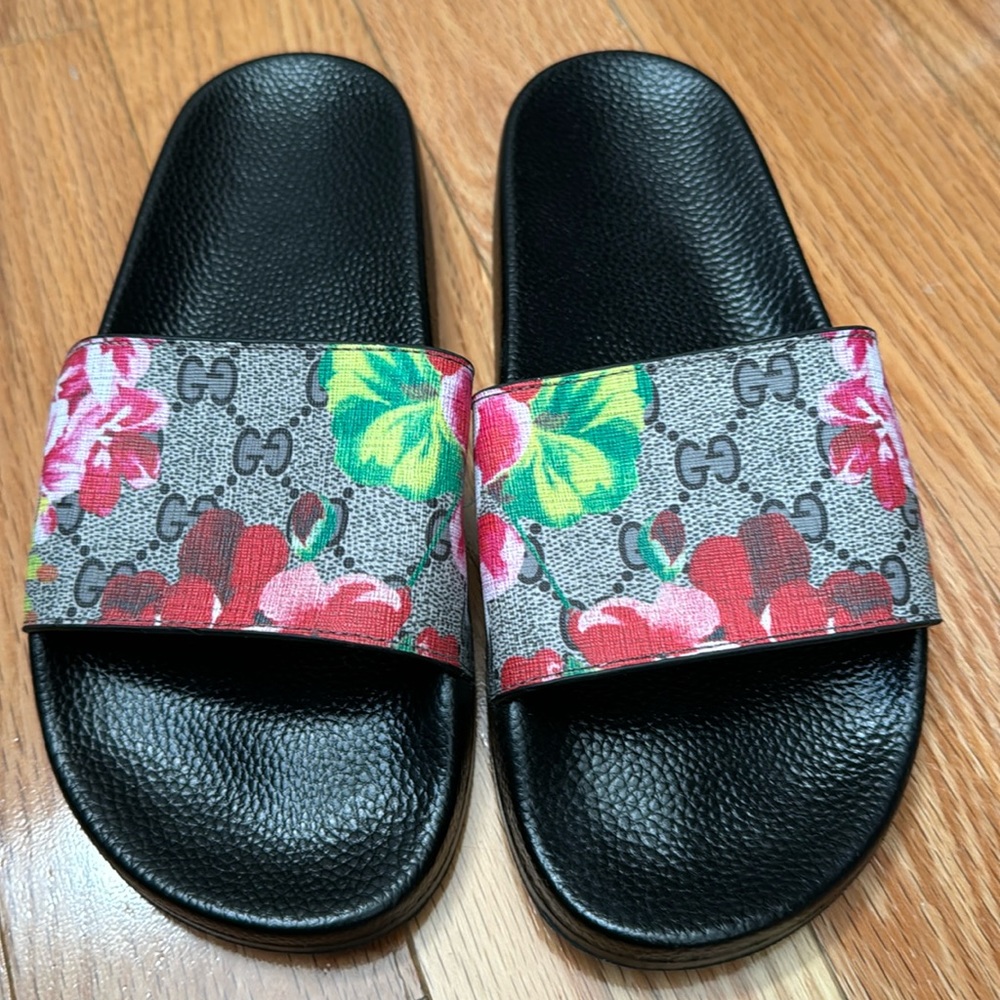 Gucci Woman’s Slides 7.5